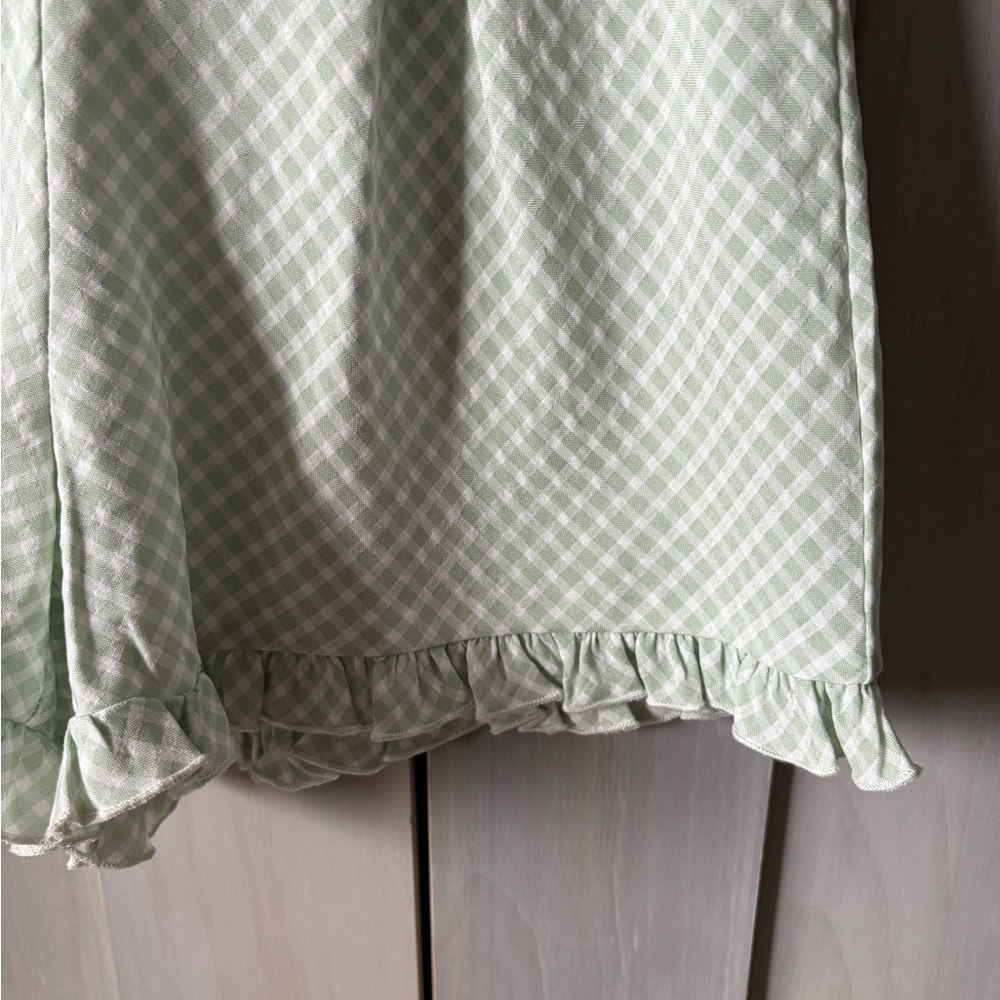 Pretty Little Thing Green and White Checked Top and Shorts - Picture 4 of 9